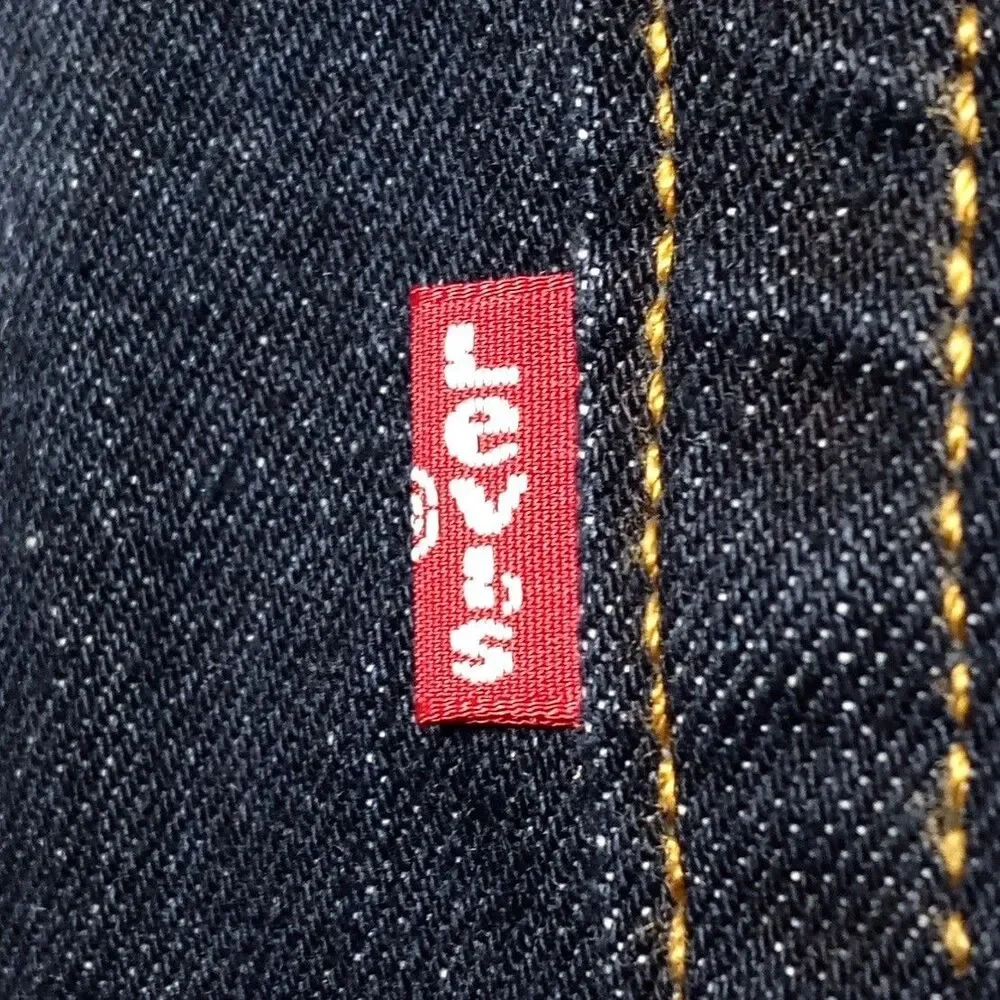 NWT Levis 550 Jeans Size 48x29 Relaxed Tapered Mid Rise Stretch Denim